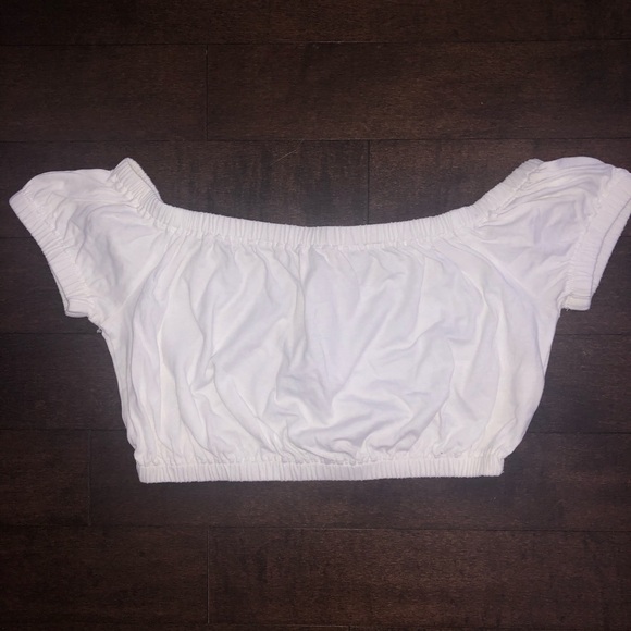 Aritzia Blouse - Picture 2 of 3